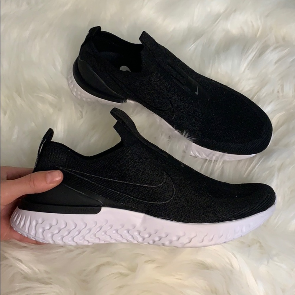 Womens Nike Epic Phantom React Flyknit